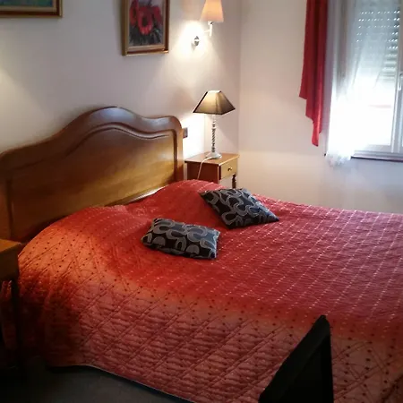 Hotel Le Saint-yves 3*