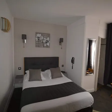 Le Saint-yves Hotel 3*