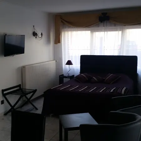 Hotel Le Saint-yves 3*