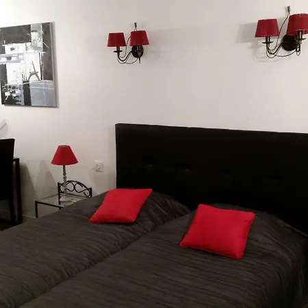 Hotel Le Saint-yves 3*