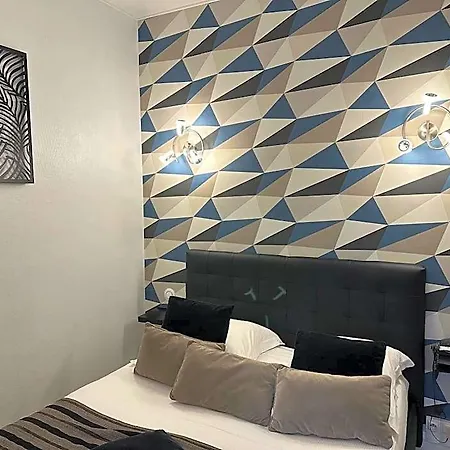 Le Saint-yves Otel 3*