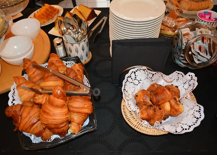 Le Saint-yves Hotel 3*